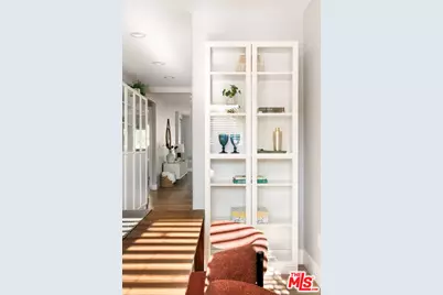 6227 Long St, Los Angeles, CA 90043 - Photo 17