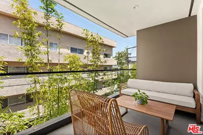 411 S Hamel Rd #306, Los Angeles, CA 90048 - Photo 11