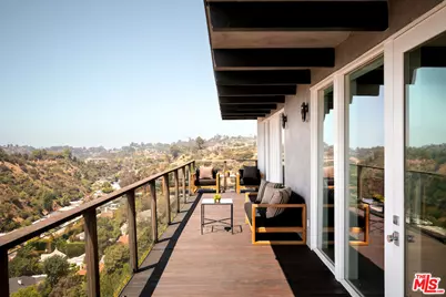2235 Gloaming Way, Beverly Hills, CA 90210 - Photo 27