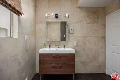 8740 Wonderland Ave, Los Angeles, CA 90046 - Photo 15