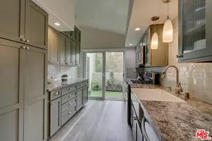 22348 Heritage Pass Pl, Chatsworth, CA 91311 - Photo 3