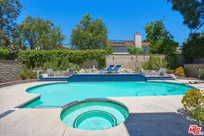 29061 Saddlebrook Dr, Agoura Hills, CA 91301 - Photo 11