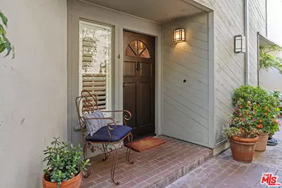 832 15th St #4, Santa Monica, CA 90403 - Photo 3