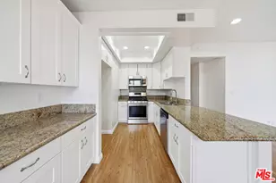 533 S St Andrews Pl, Los Angeles, CA 90020 - Photo 3