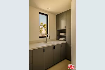 3011 Ocean Front Walk, Venice, CA 90291 - Photo 29