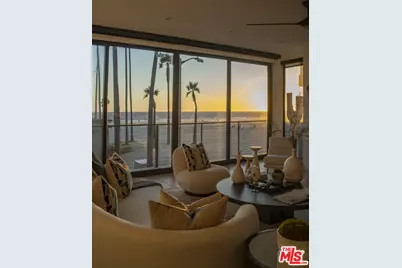3011 Ocean Front Walk, Venice, CA 90291 - Photo 9