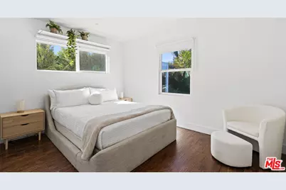 19833 Bassett St, Winnetka, CA 91306 - Photo 23