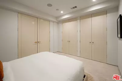 1884 Laurel Canyon Rd, Los Angeles, CA 90046 - Photo 37