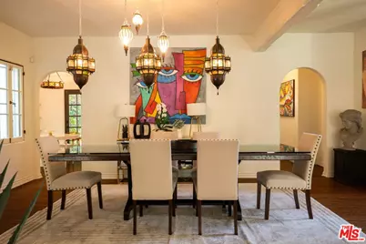 1135 Sunset Vale Ave, West Hollywood, CA 90069 - Photo 11