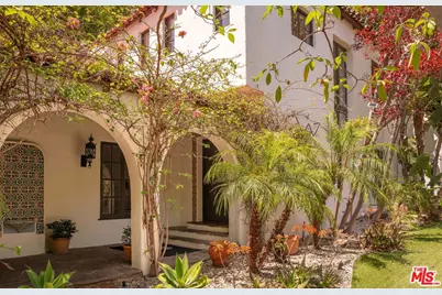 1135 Sunset Vale Ave, West Hollywood, CA 90069 - Photo 5