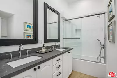 33310 Hassted Dr, Malibu, CA 90265 - Photo 21