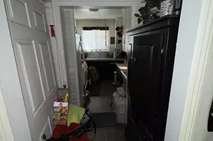 4034 Abourne Rd, Los Angeles, CA 90008 - Photo 15