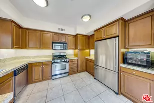 3401 S Bentley Ave, Los Angeles, CA 90034 - Photo 11