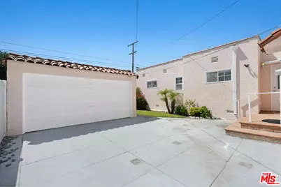 7905 West Blvd, Inglewood, CA 90305 - Photo 31