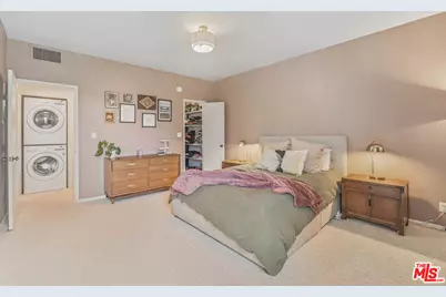 12115 San Vicente Blvd #303, Los Angeles, CA 90049 - Photo 13