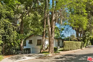 7586 Woodrow Wilson Dr, Los Angeles, CA 90046 - Photo 25
