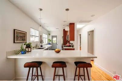 3773 S St Andrews Pl, Los Angeles, CA 90018 - Photo 21