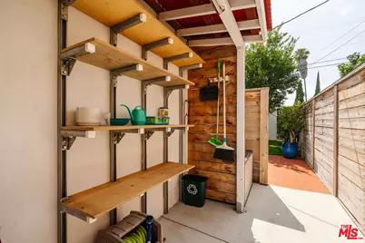 3773 S St Andrews Pl, Los Angeles, CA 90018 - Photo 41