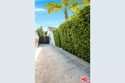 937 N Laurel Ave, Los Angeles, CA 90046 - Photo 11