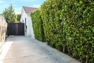 937 N Laurel Ave, Los Angeles, CA 90046 - Photo 11
