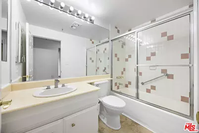 9836 Vidor Dr #1B, Los Angeles, CA 90035 - Photo 17