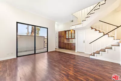 10201 Mason Ave #108, Chatsworth, CA 91311 - Photo 7