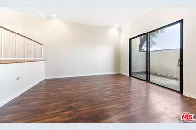 10201 Mason Ave #108, Chatsworth, CA 91311 - Photo 5