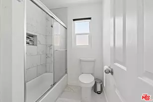 17929 Hatridge Ln, Canyon Country, CA 91387 - Photo 45