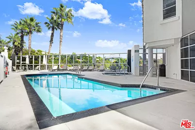171 N Church Ln #Ph10, Los Angeles, CA 90049 - Photo 29
