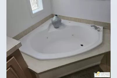 58 N Paseo Laredo, Cathedral City, CA 92234 - Photo 17