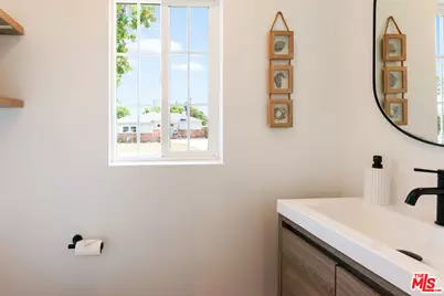 6633 Belmar Ave, Reseda, CA 91335 - Photo 23