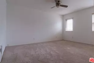 8714 S Wilton Pl, Los Angeles, CA 90047 - Photo 15