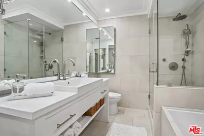 1230 Horn Ave #304, West Hollywood, CA 90069 - Photo 9