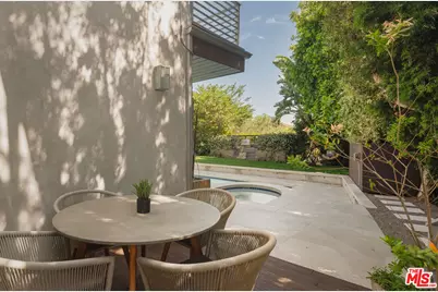 3084 Franklin Canyon Dr, Beverly Hills, CA 90210 - Photo 33