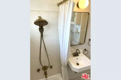 2514 W Chandler Blvd, Burbank, CA 91505 - Photo 33