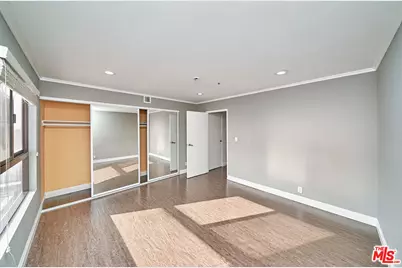 727 S Ardmore Ave #801, Los Angeles, CA 90005 - Photo 23