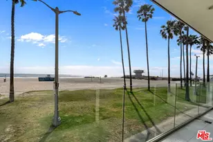 2419 Ocean Front Walk, Venice, CA 90291 - Photo 23