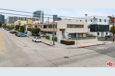 6423 Lexington Ave, Los Angeles, CA 90038 - Photo 1