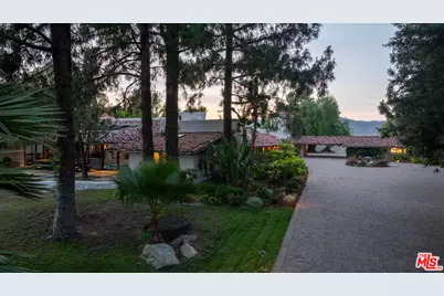 28611 Bamfield Dr, Agoura Hills, CA 91301 - Photo 53