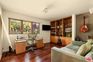 8410 Edwin Dr, Los Angeles, CA 90046 - Photo 23