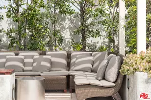 3785 Wilshire Blvd, Los Angeles, CA 90010 - Photo 3