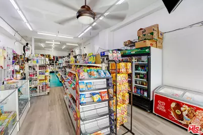 5151 S Vermont Ave, Los Angeles, CA 90037 - Photo 47