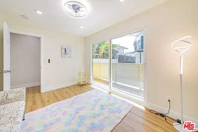 5633 La Mirada Ave, Los Angeles, CA 90038 - Photo 25