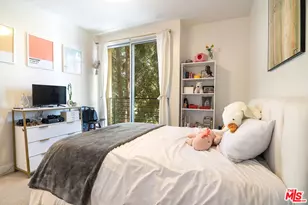 5601 W Olympic Blvd, Los Angeles, CA 90036 - Photo 27
