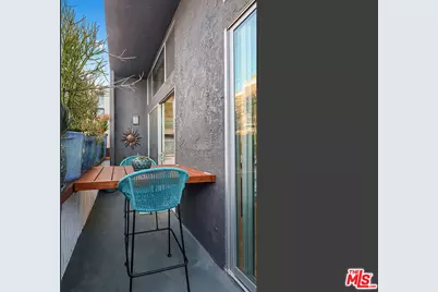 472 Rosecrans Ave, Manhattan Beach, CA 90266 - Photo 19