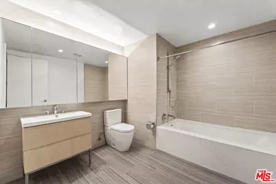877 Francisco St #1716, Los Angeles, CA 90017 - Photo 13