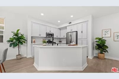3608 W Chapman Ln, Inglewood, CA 90305 - Photo 13