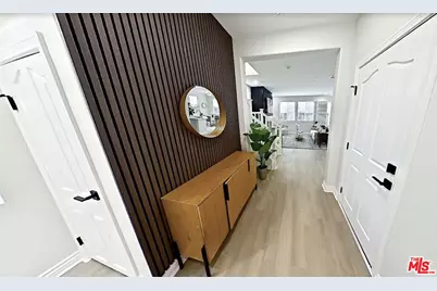 3608 W Chapman Ln, Inglewood, CA 90305 - Photo 5