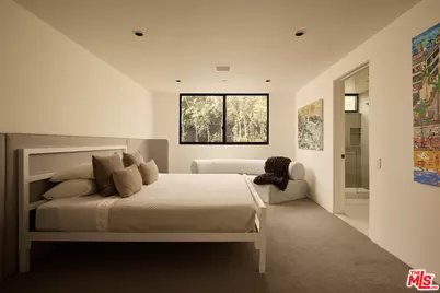 570 Evelyn Pl, Beverly Hills, CA 90210 - Photo 21