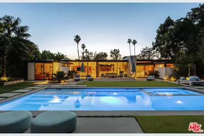 570 Evelyn Pl, Beverly Hills, CA 90210 - Photo 1